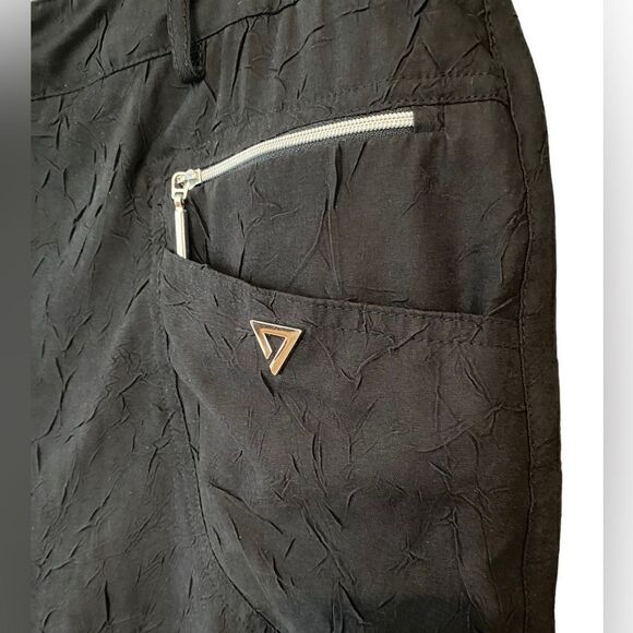 Jamie Sadock Sz 8 Black Cargo Zipper Outdoor Gorpcore Hiking Bermuda Shorts - Picture 4 of 6